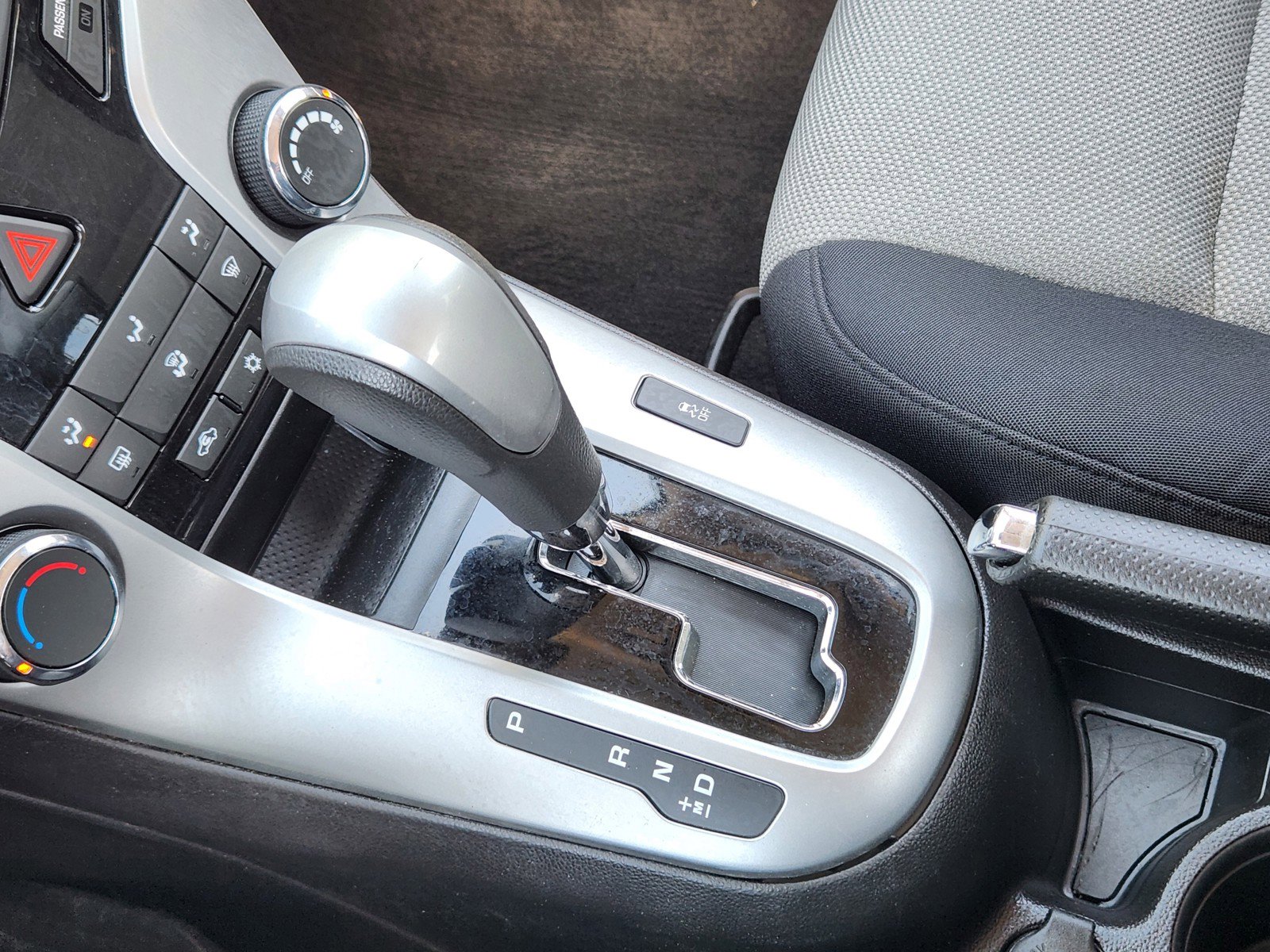 Used 2016 Chevrolet Cruze LS image 14