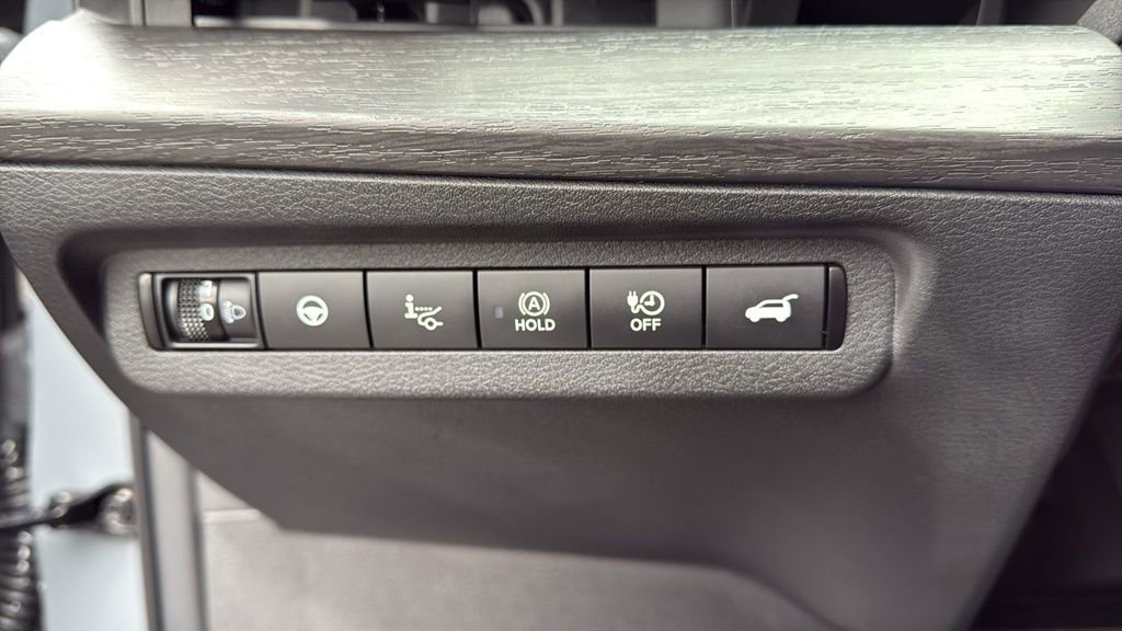 Certified 2024 Nissan Ariya FWD image 21