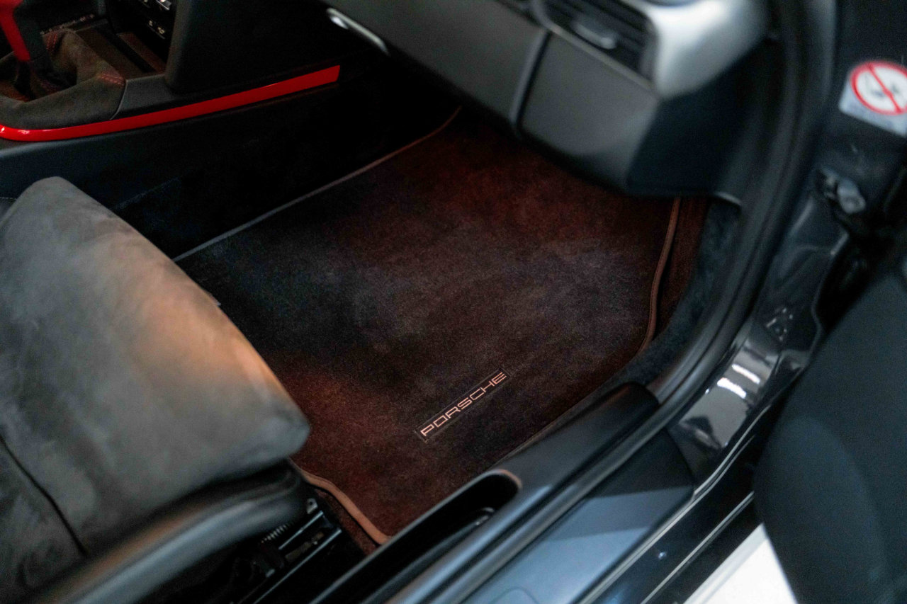 Used 2011 Porsche 911 GT3 RS image 51