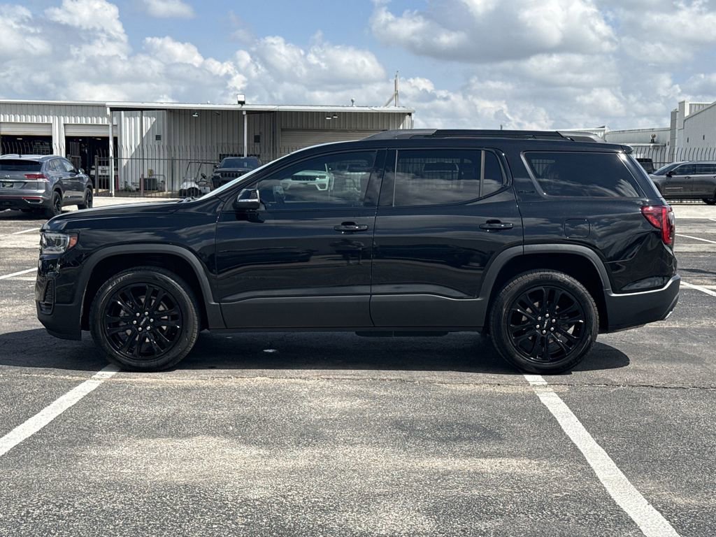 Used 2022 GMC Acadia SLE w/ Driver Convenience Package FWD image 8