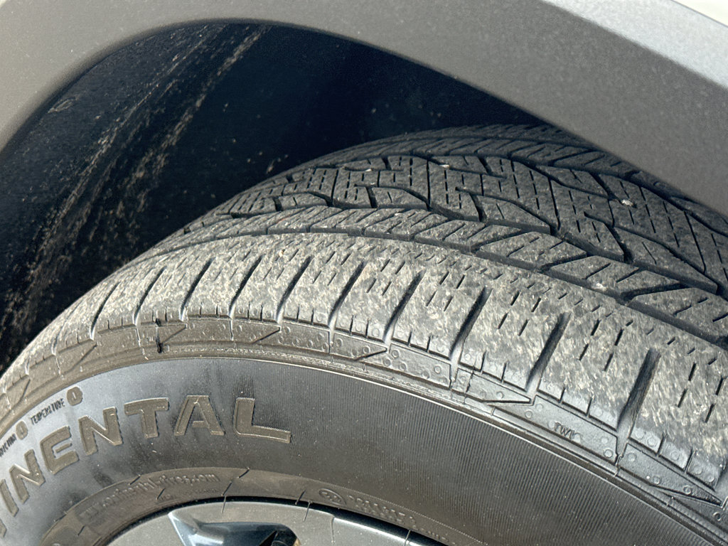 Used 2023 Chevrolet Traverse RS w/ LPO, Floor Liner Package image 11