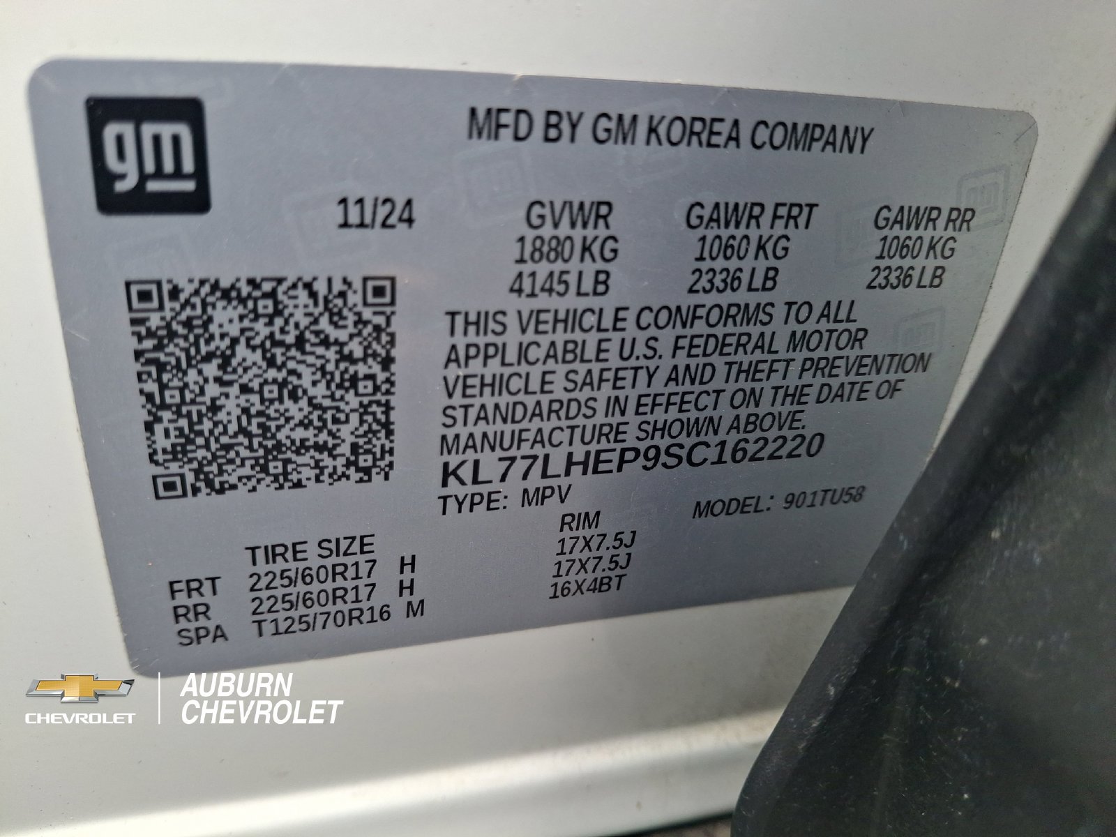Used 2025 Chevrolet Trax LT FWD image 27