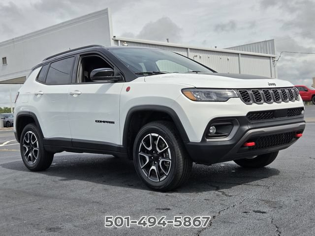 Used 2024 Jeep Compass Trailhawk AWD/4WD image 7