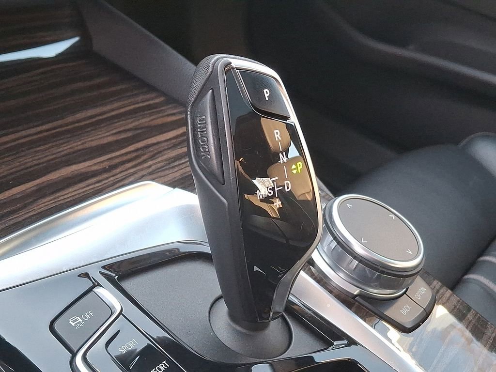 Used 2019 BMW 530i xDrive image 12