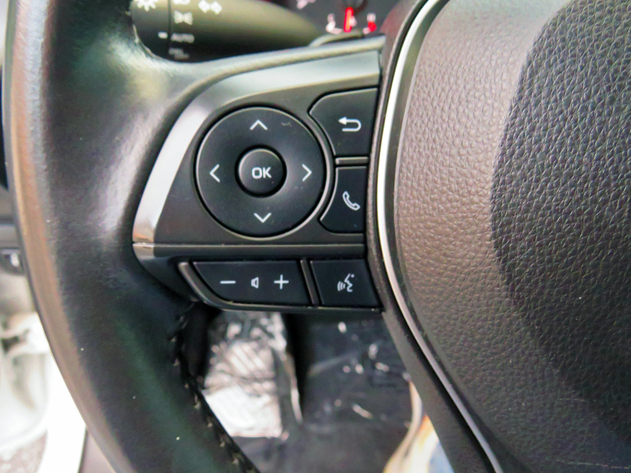 Used 2022 Toyota Corolla SE image 24