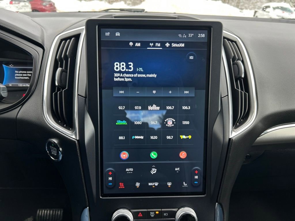 Used 2022 Ford Edge Titanium image 29