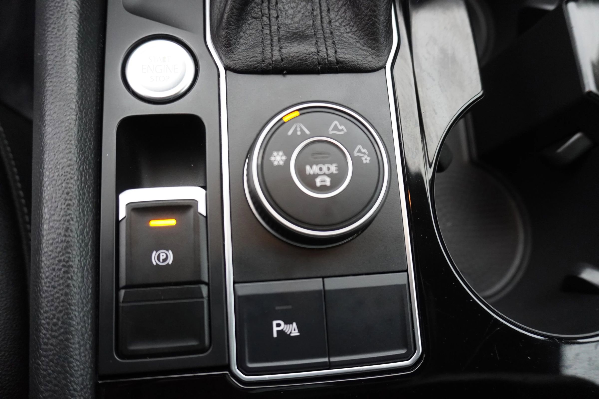 Used 2018 Volkswagen Atlas SEL image 21