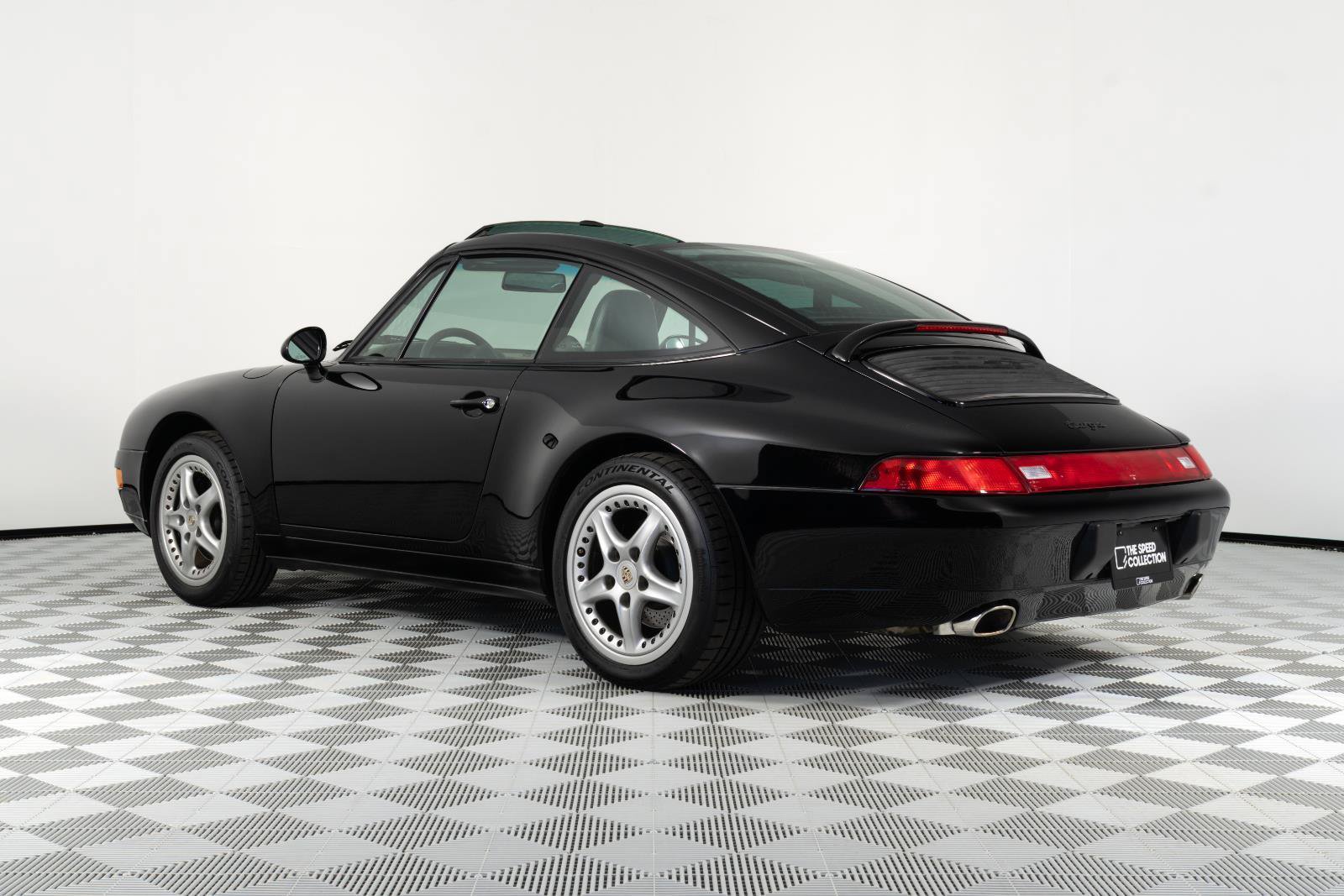 Used 1996 Porsche 911 Targa RWD image 2