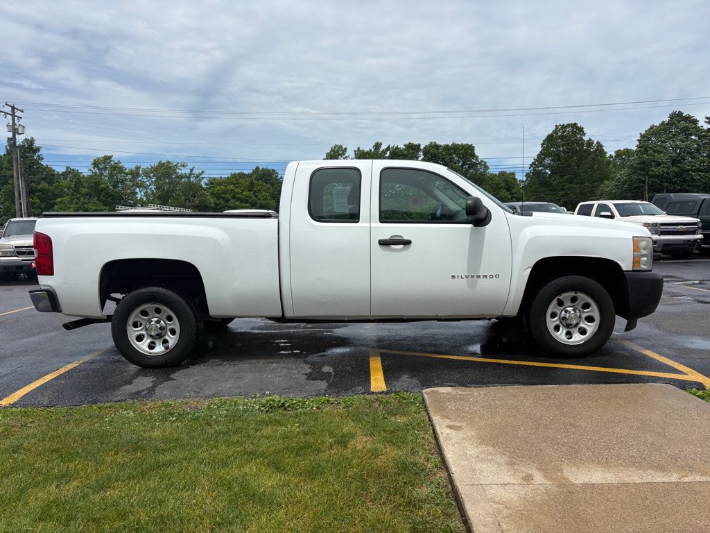 Used 2010 Chevrolet Silverado 1500 W/T RWD image 5