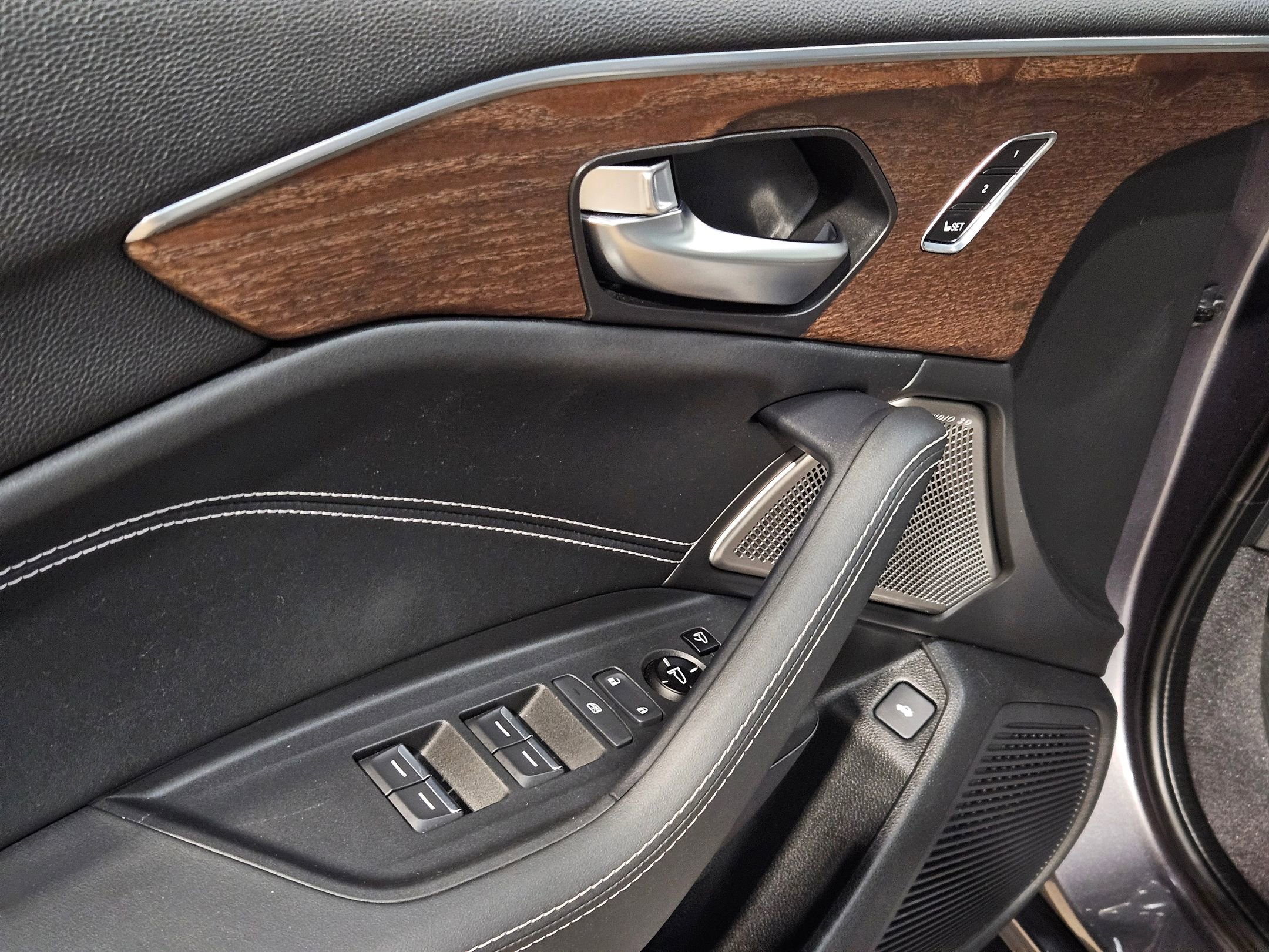 Used 2021 Acura TLX w/ Advance Package image 21