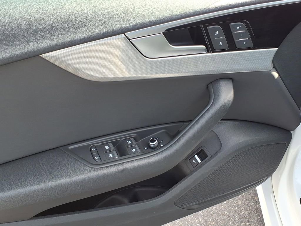 Used 2025 Audi A5 2.0T Premium Plus image 11