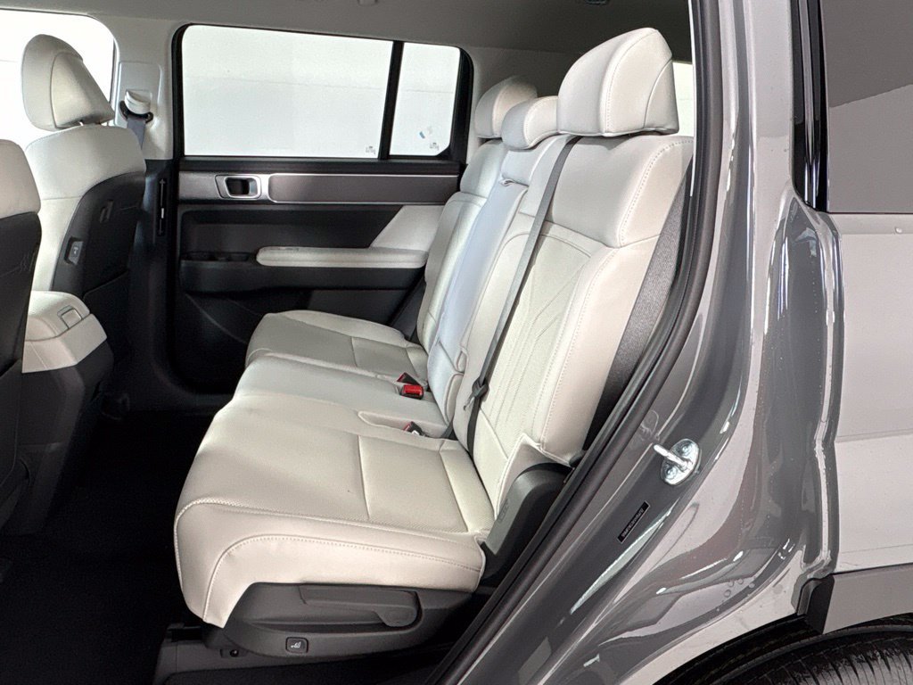 New 2027 Hyundai Santa Fe SEL FWD image 19