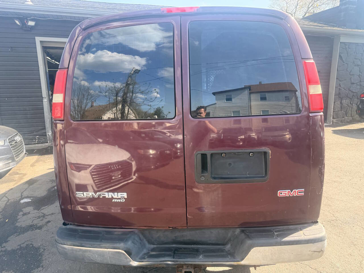Used 2005 GMC Savana 1500 AWD image 6