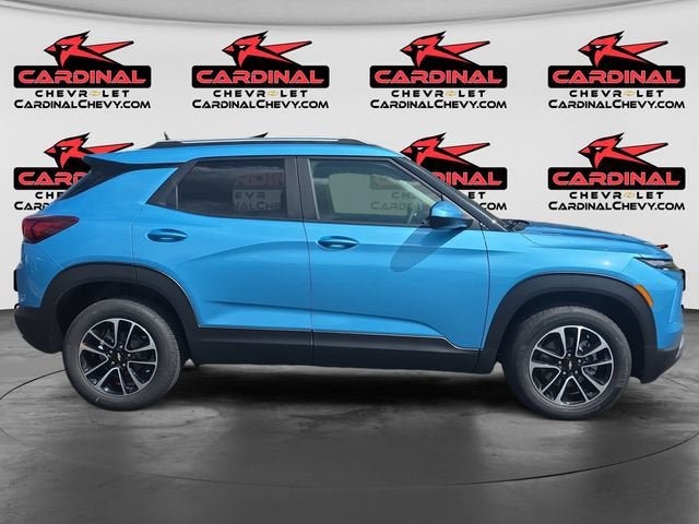New 2026 Chevrolet TrailBlazer LT w/ LT Cold Weather Package AWD/4WD image 2