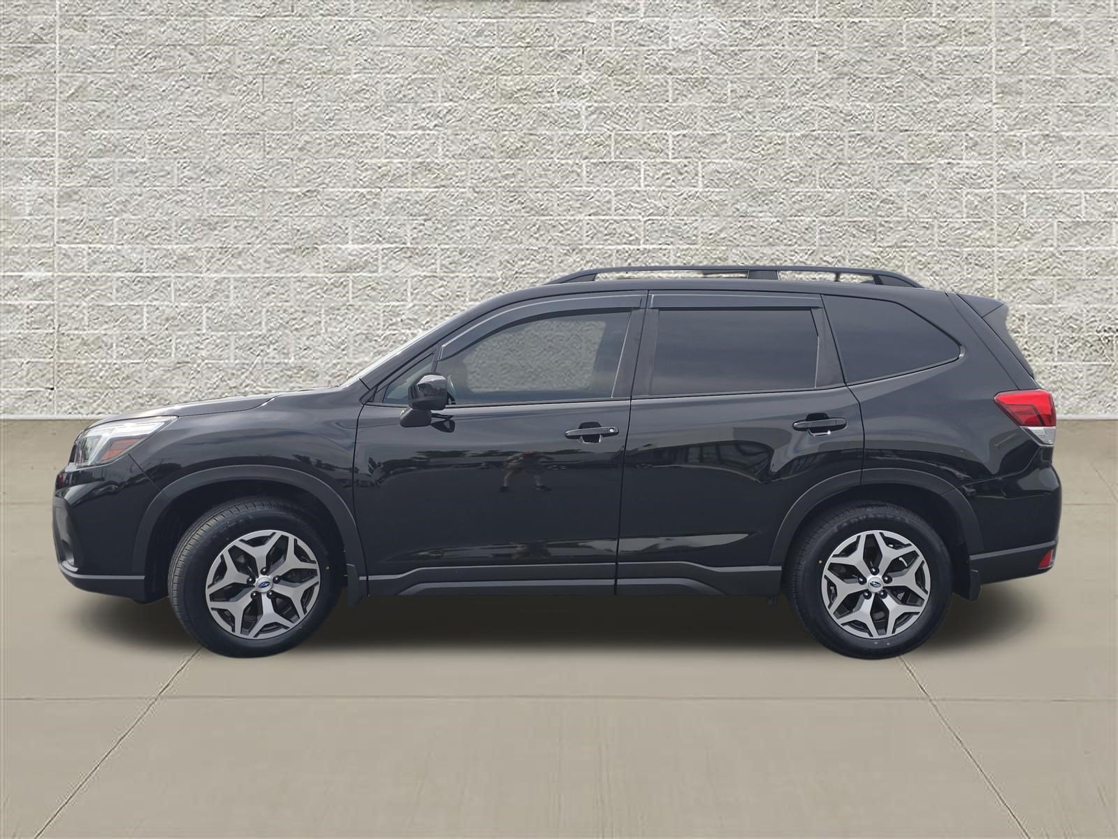 Used 2021 Subaru Forester Premium AWD/4WD image 4