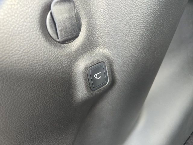 New 2026 Jeep Compass Latitude image 6