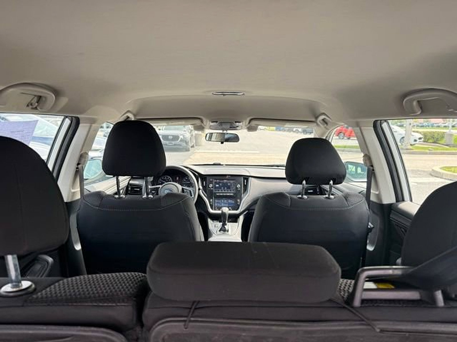 Used 2022 Subaru Outback 2.5i image 4
