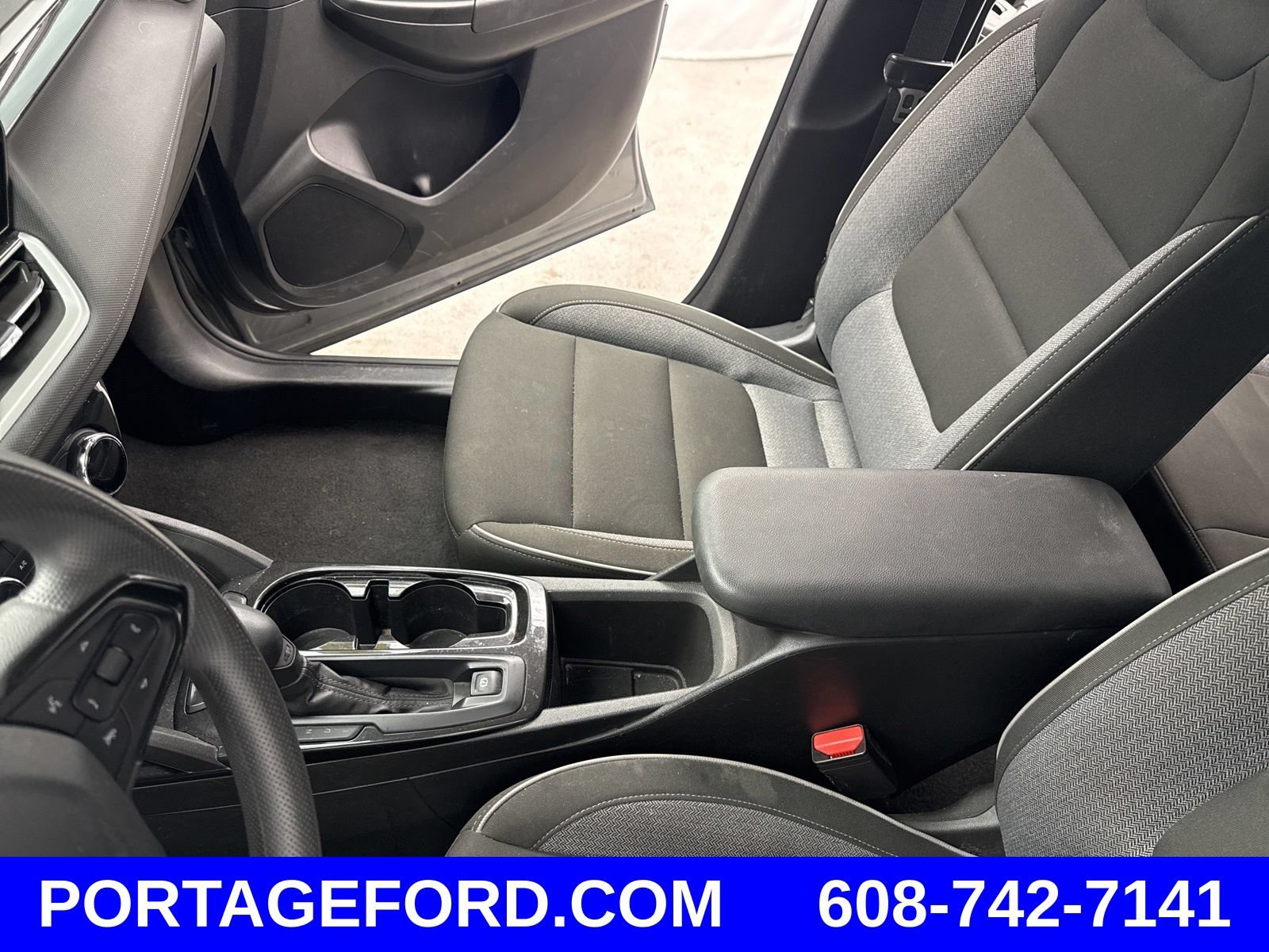 Used 2025 Chevrolet TrailBlazer LT AWD/4WD image 19