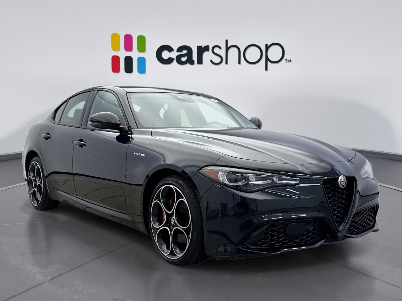 Used 2024 Alfa Romeo Giulia Veloce image 7