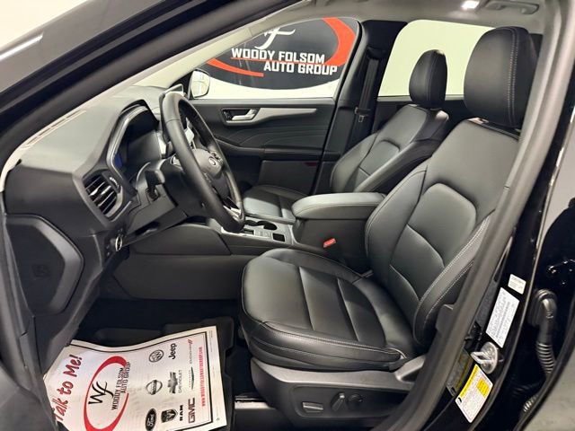 New 2026 Ford Escape Platinum w/ Class II Trailer Tow Package AWD/4WD image 12