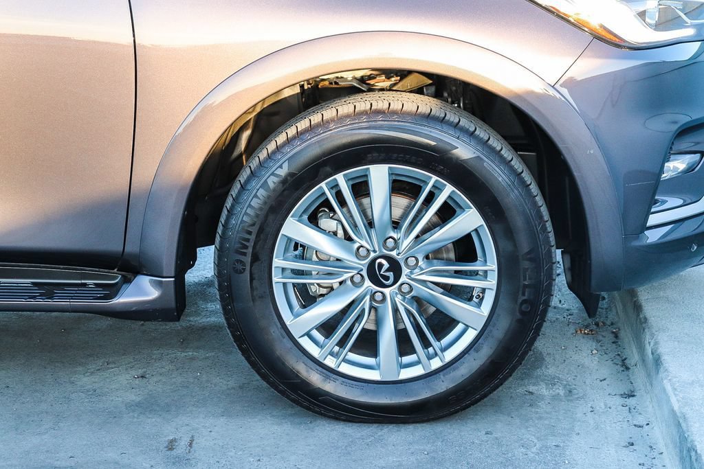 Used 2024 INFINITI QX80 Luxe AWD/4WD image 11