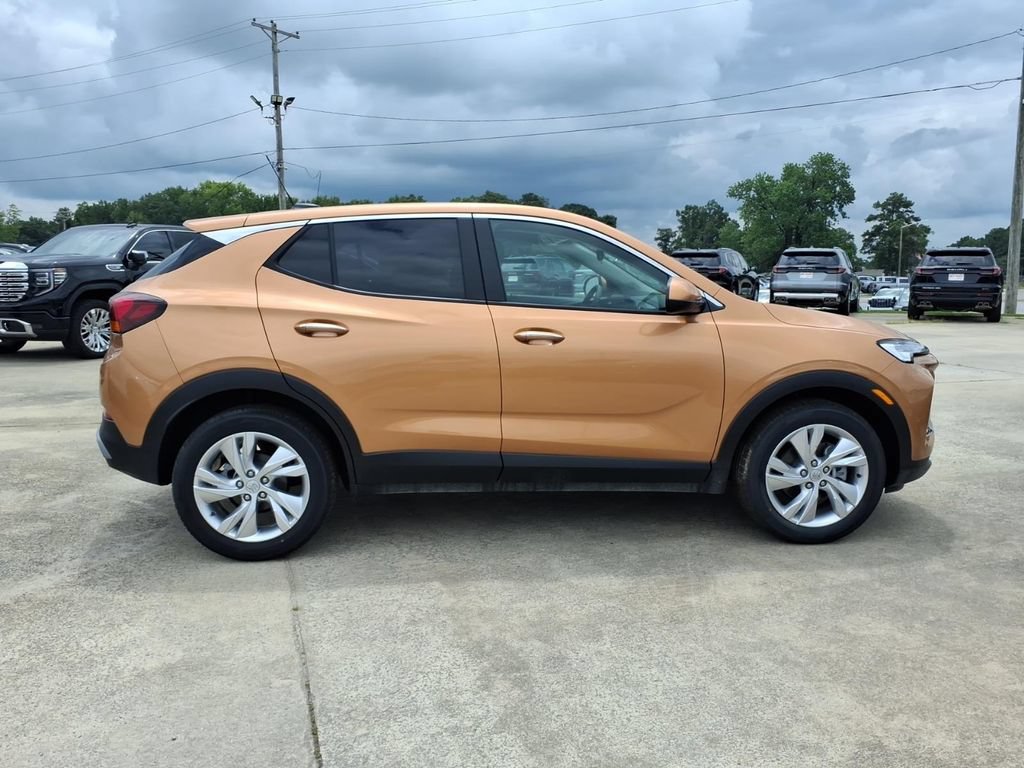 New 2026 Buick Encore GX Preferred w/ Comfort Package FWD image 8