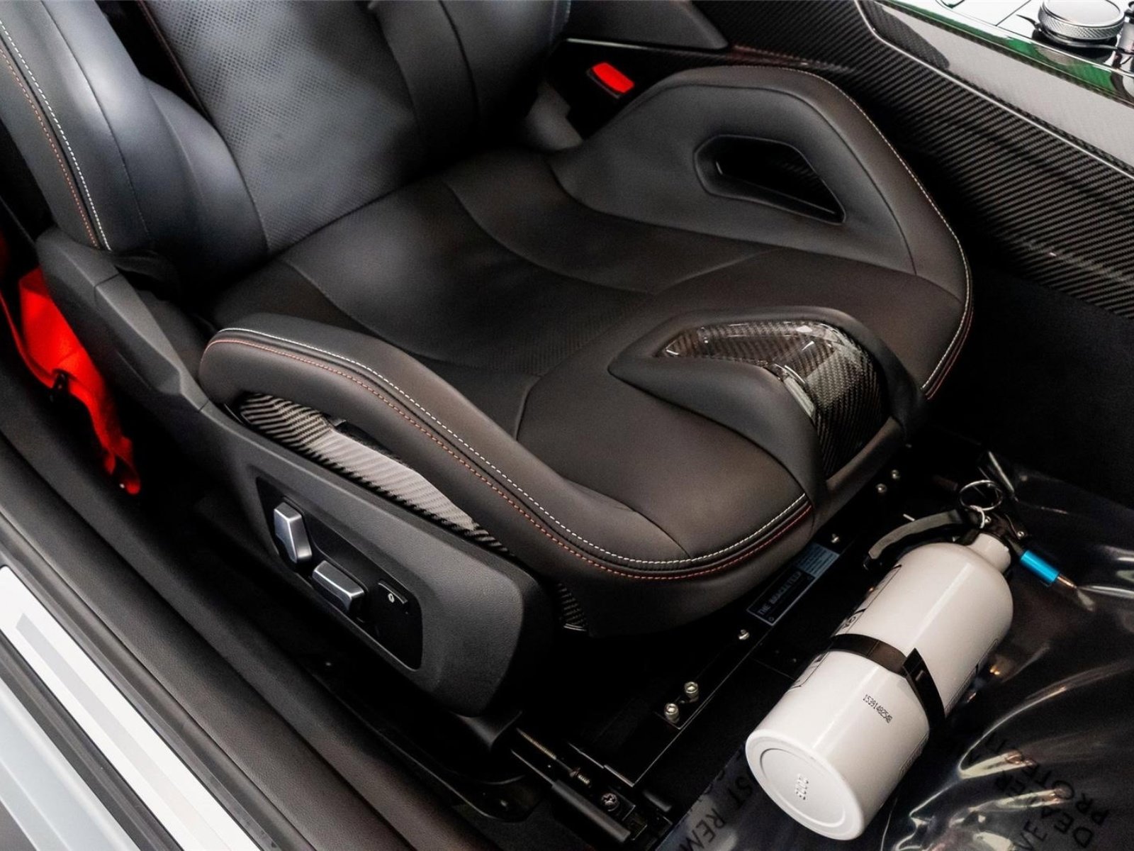 Used 2023 BMW M4 CSL image 34