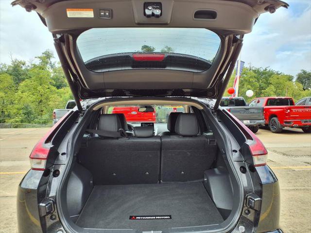 Used 2025 Mitsubishi Eclipse Cross SE AWD/4WD image 11