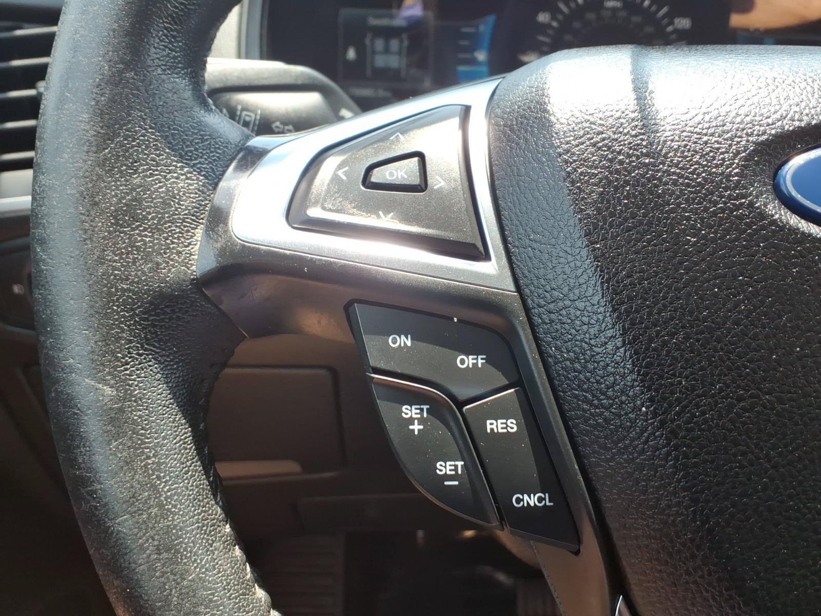 Used 2022 Ford Edge SEL w/ Convenience Package AWD/4WD image 17