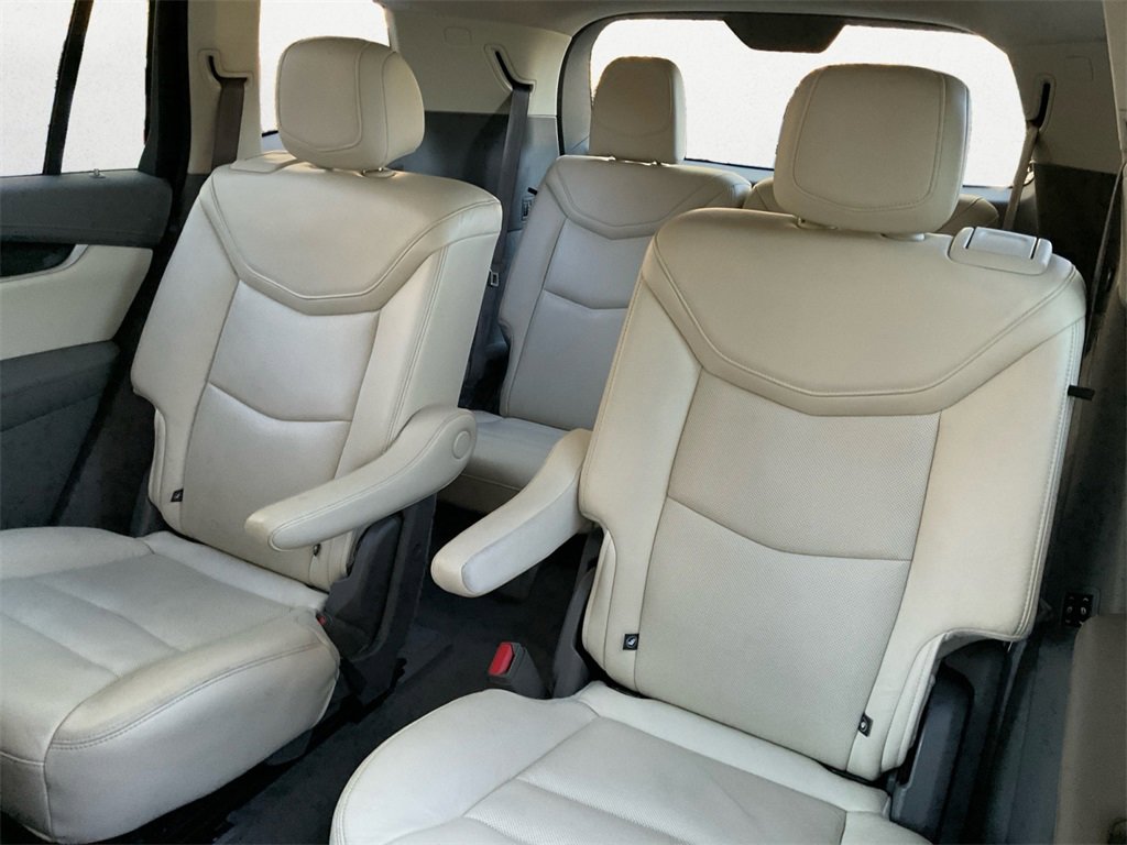 Used 2020 Cadillac XT6 Premium Luxury image 9