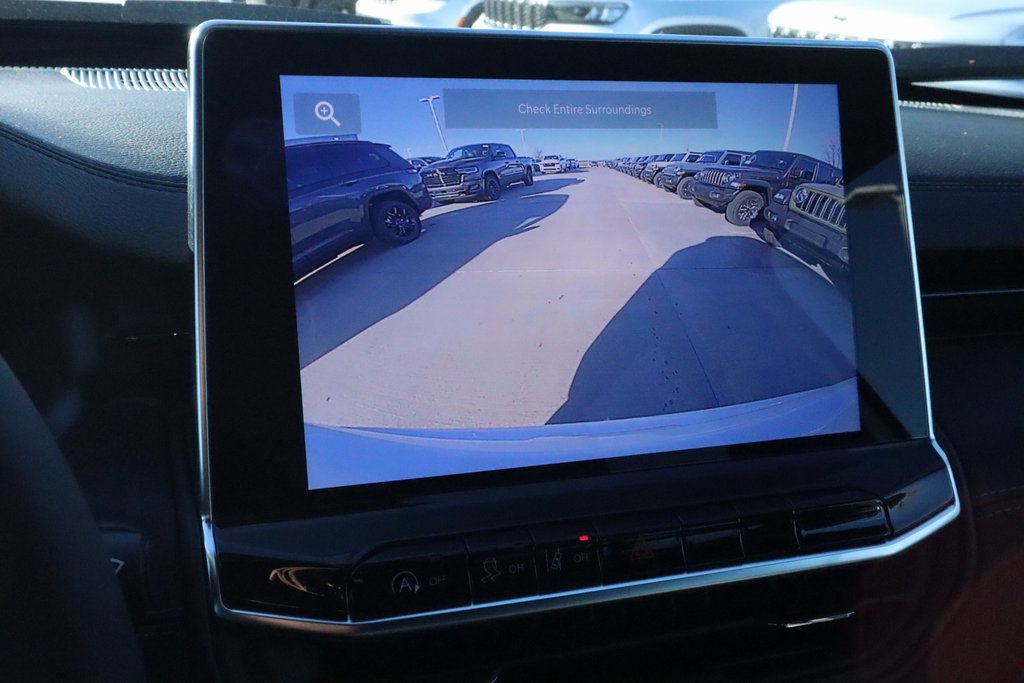 New 2026 Jeep Compass Latitude image 7