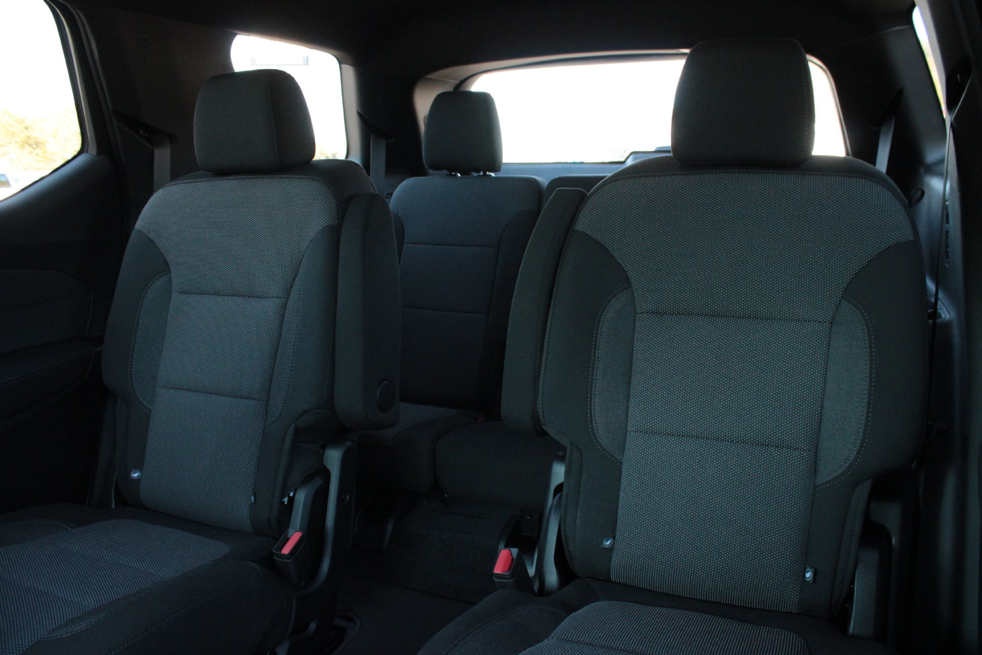 Used 2023 Chevrolet Traverse LT FWD image 17