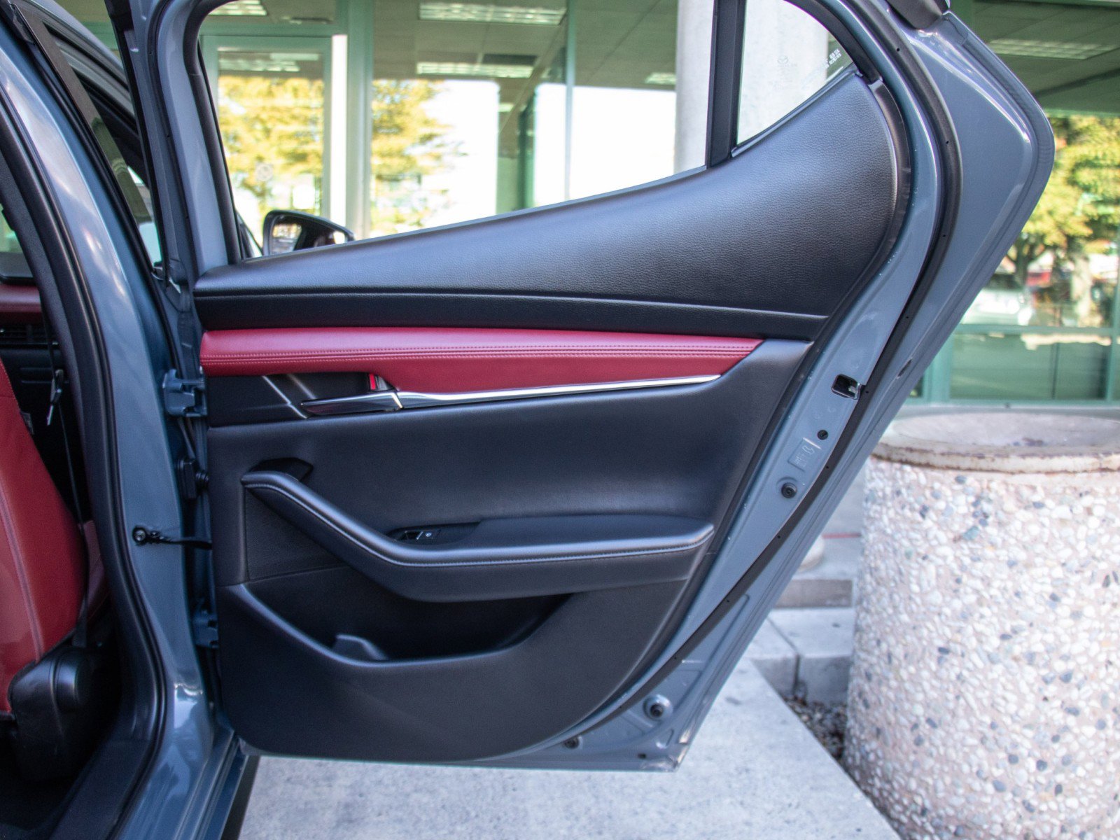 Used 2019 MAZDA MAZDA3 AWD Hatchback w/ Premium Pkg image 24