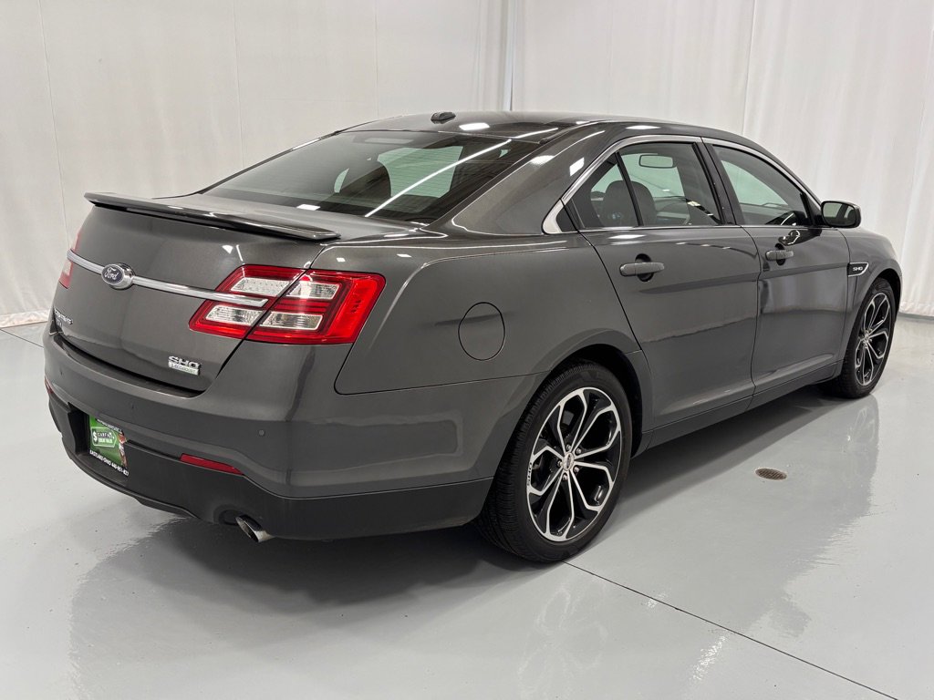 Used 2018 Ford Taurus SHO AWD/4WD image 5