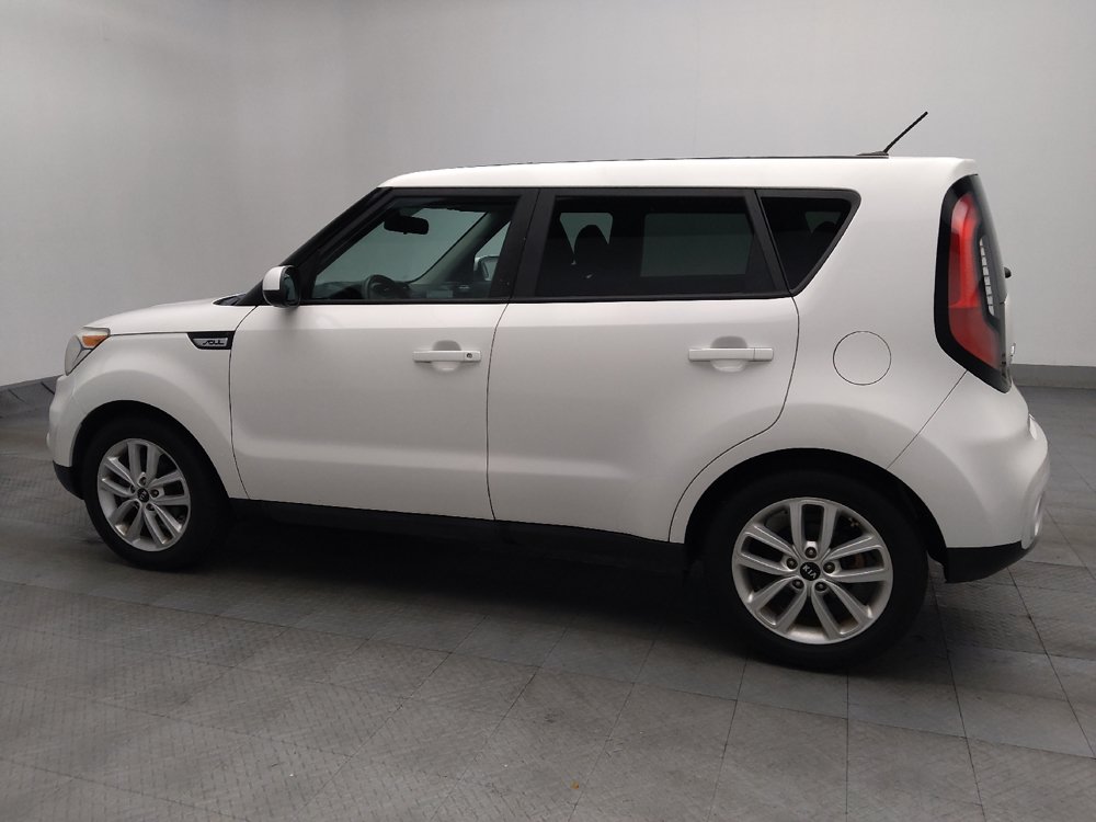 Used 2019 Kia Soul + FWD image 3