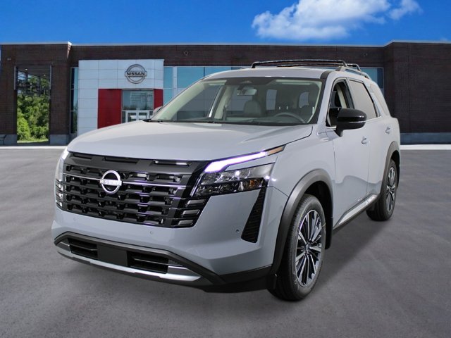 New 2026 Nissan Pathfinder Platinum FWD image 1