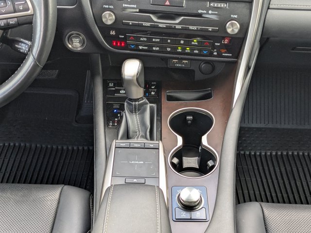 Used 2020 Lexus RX 350 AWD w/ Premium Package image 19