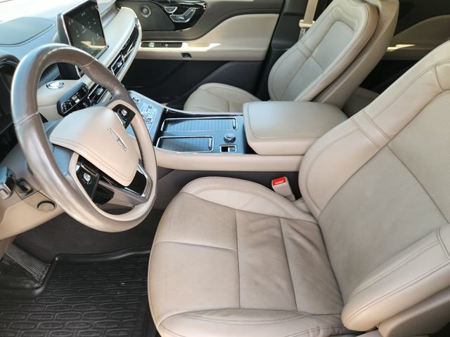 Used 2021 Lincoln Aviator Reserve w/ Elements Package Plus RWD image 12