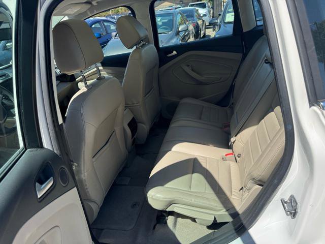 Used 2015 Ford C-MAX Energi SEL w/ Equipment Group 303A FWD image 9