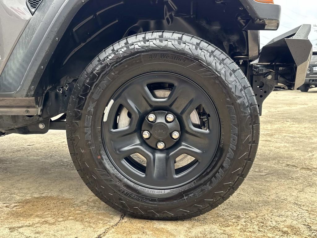 Used 2020 Jeep Wrangler Sport image 17