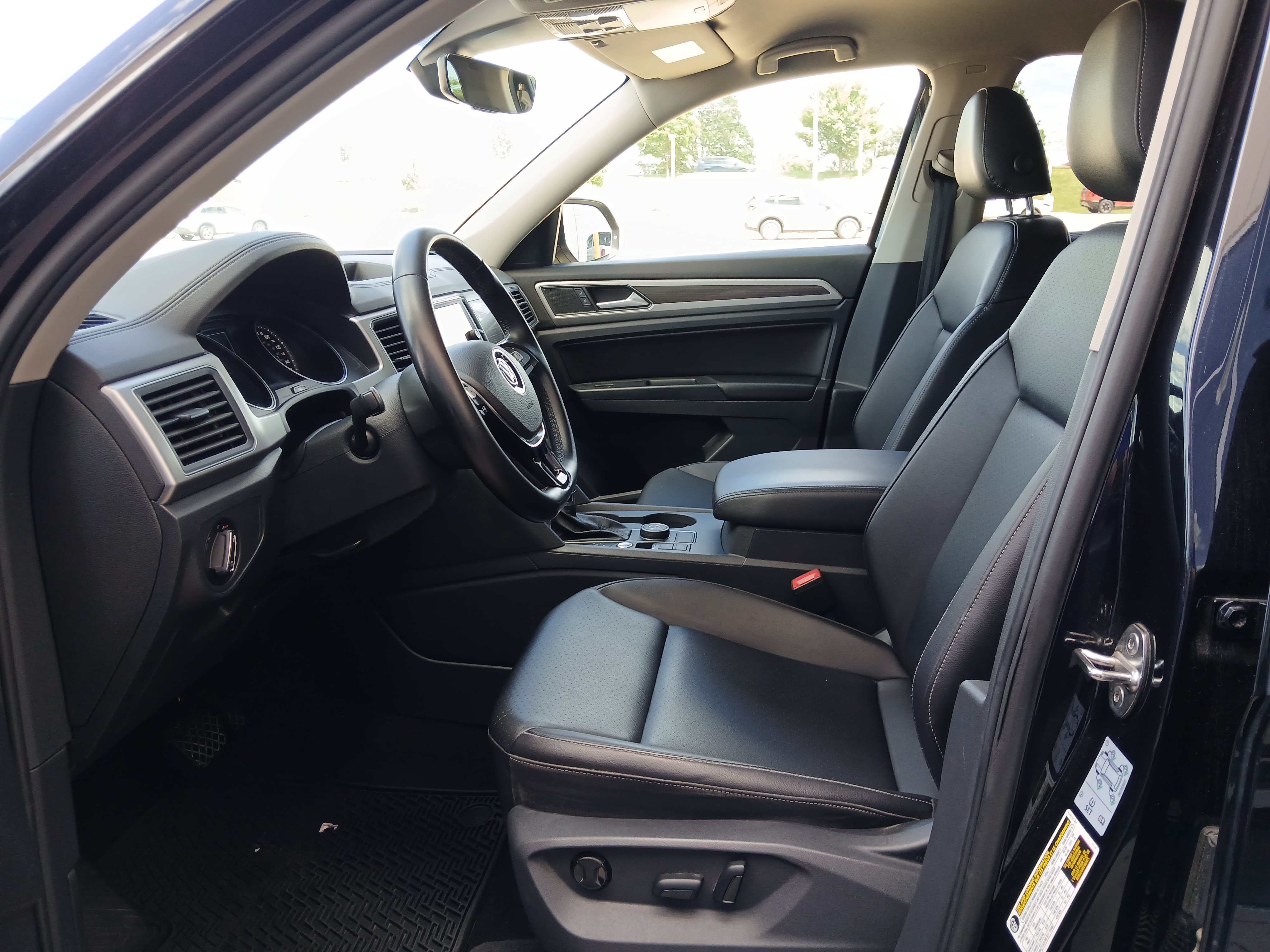 Used 2018 Volkswagen Atlas SE AWD/4WD image 8