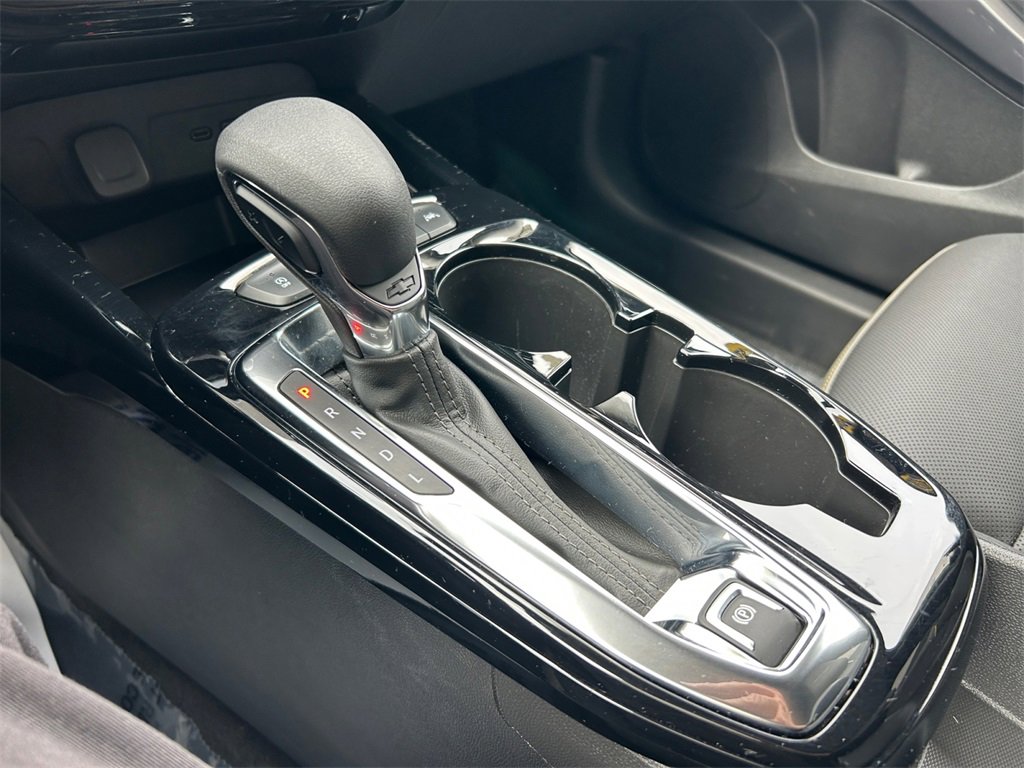 Used 2025 Chevrolet Trax ACTIV w/ Driver Confidence Package image 28