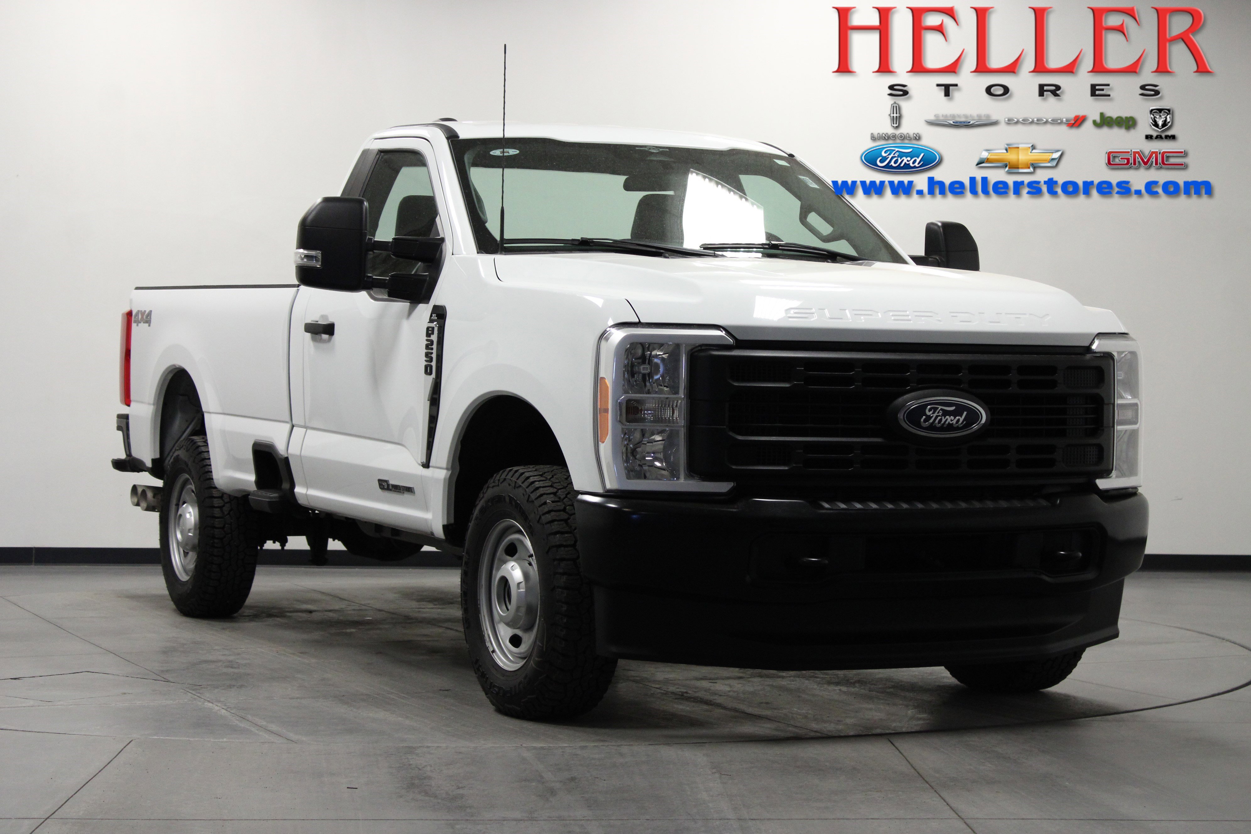 Used 2023 Ford F250 XL image 1