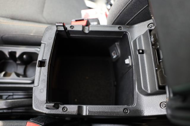 Used 2024 Jeep Wrangler Sahara image 32