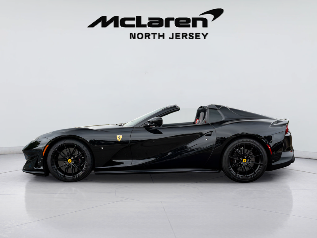 Used 2021 Ferrari 812 GTS RWD image 12