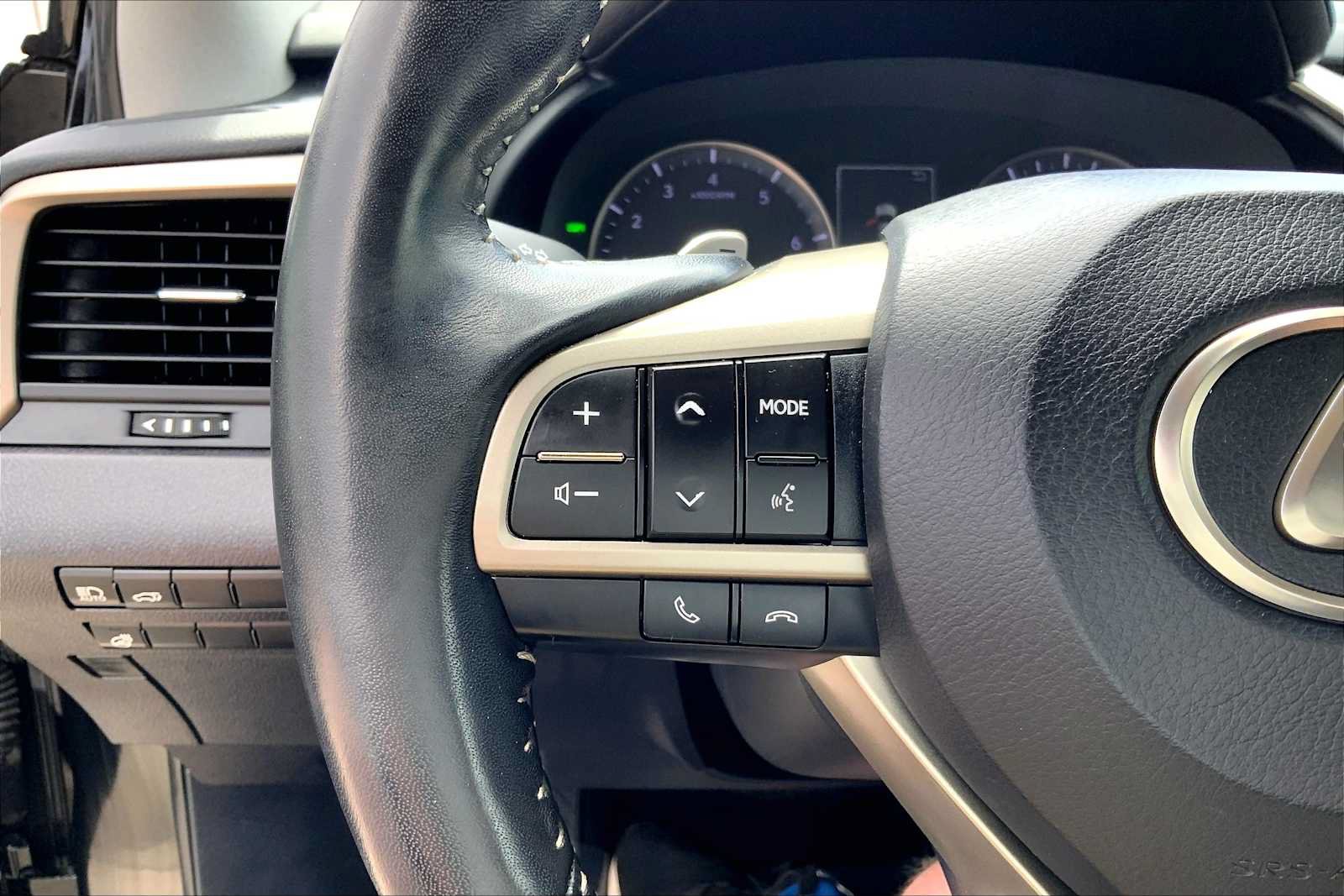 Used 2020 Lexus RX 350 AWD w/ Premium Package image 24