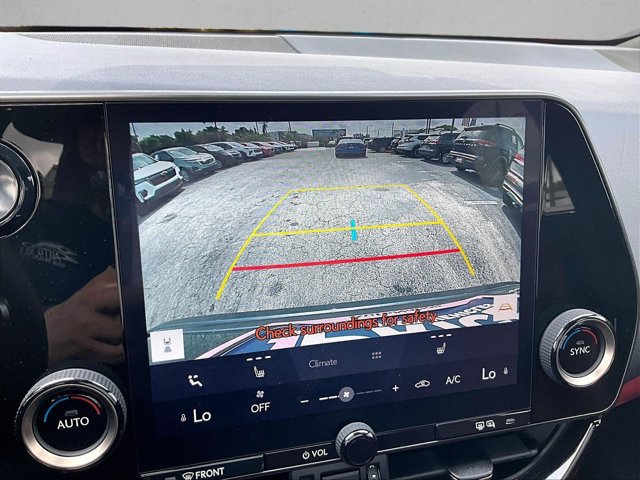 Used 2025 Lexus NX 250 FWD w/ Towing Package (2000 Lbs) image 23