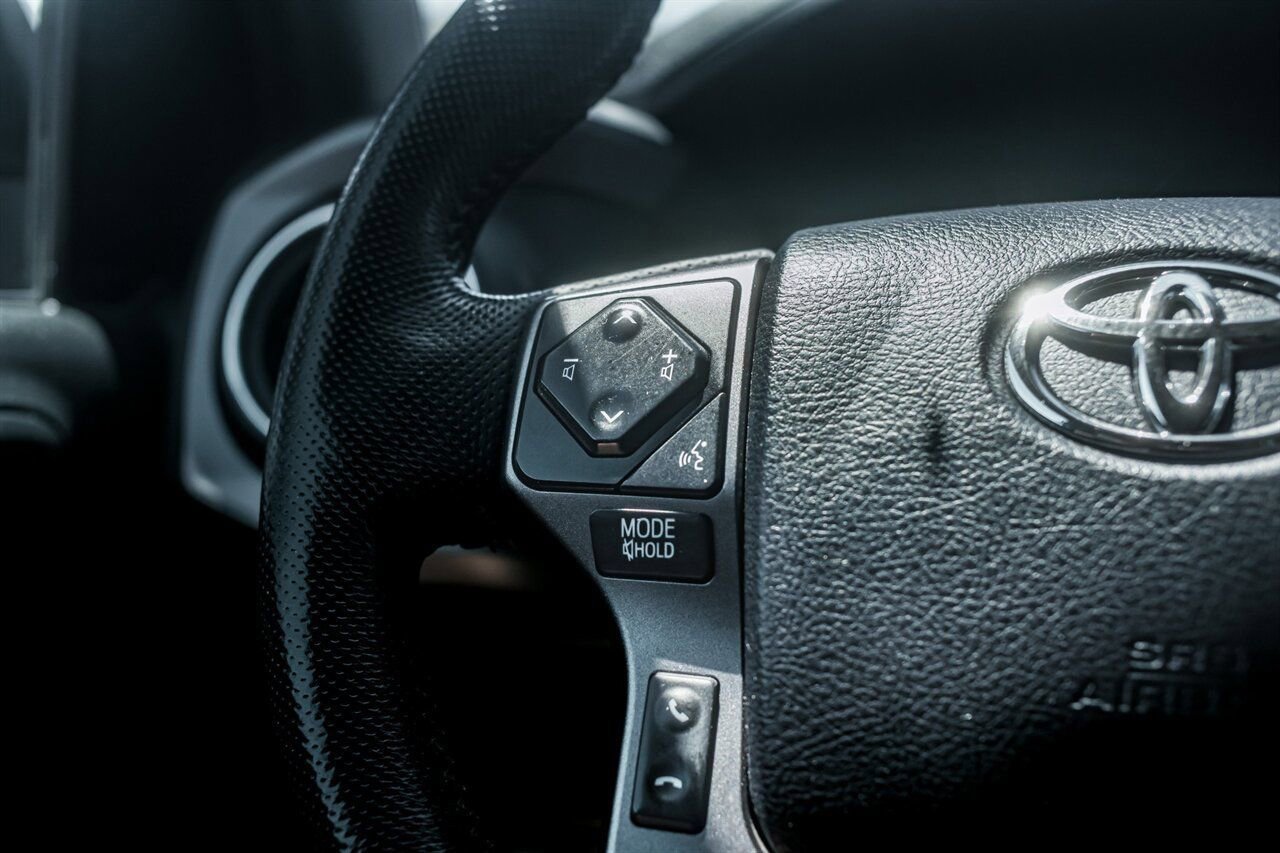 Used 2023 Toyota Tacoma TRD Off-Road AWD/4WD image 23