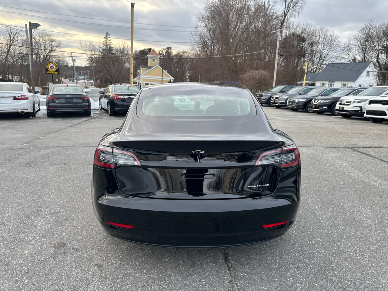 Used 2018 Tesla Model 3 Long Range image 9