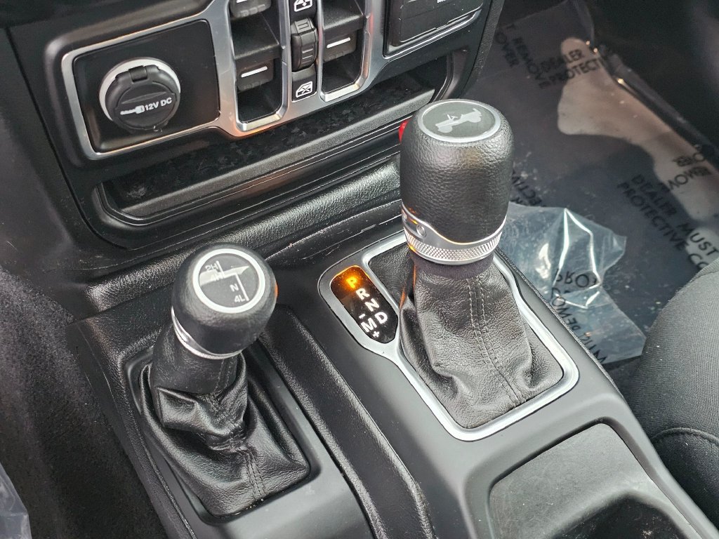 Used 2020 Jeep Wrangler Unlimited Sport AWD/4WD image 30